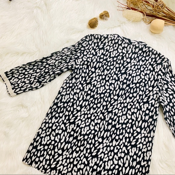 Jones New York Sport Leopard Print Tunic - Picture 2 of 6